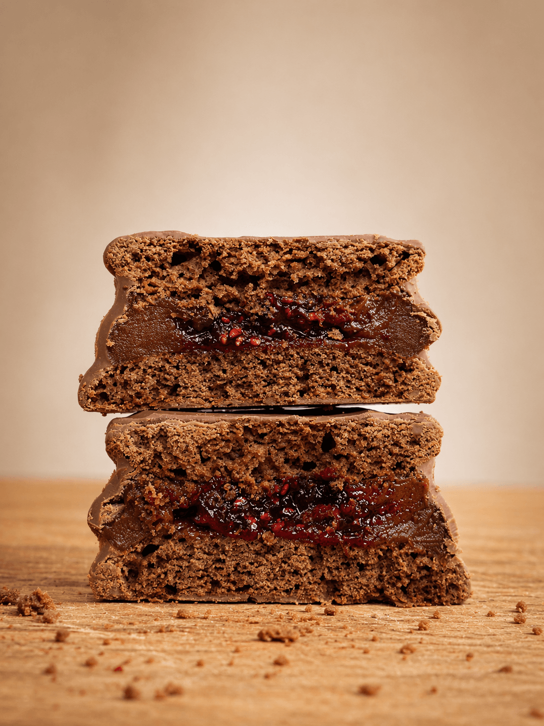 Alfajor Framboesa em corte